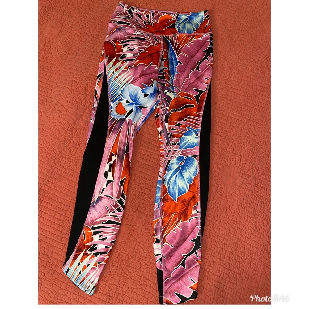 Nike Dri-Fit Women’s Sportswear leggings.